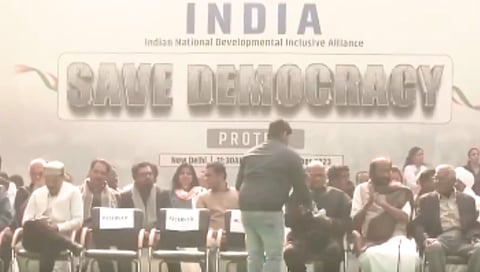 Opposition MPs at Jantar Mantar