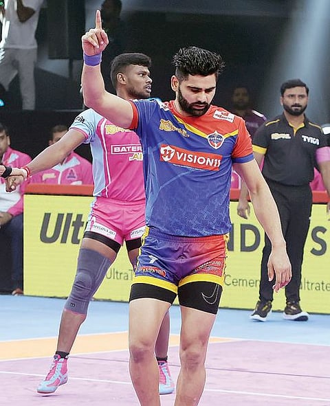 Pro Kabaddi League : जयपूर पिंक पँथर्सचा यूपी योद्धाजवर विजय
