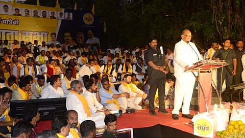 युवक, शेतकरी प्रश्नी दुर्लक्ष सरकारला महागात पडेल : शरद पवार