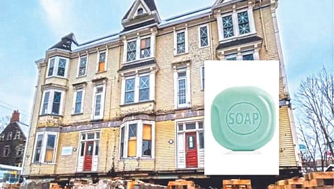 चक्क साबणाच्या मदतीने हलवली भव्य इमारत!