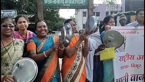 चंद्रपूर: चिमुरात तिसऱ्या दिवशी थाळी वाजवून आंदोलन