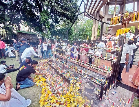 विविध संस्था, संघटनांकडून भारतरत्न डॉ. आंबेडकरांना अभिवादन