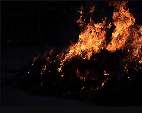 पिंपरी आग दुर्घटना : नातेवाइकांचा आक्रोश