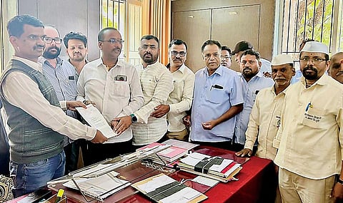 Pimpri News : ग्रामपंचायत कर्मचार्यांचे कामबंद आंदोलन