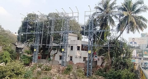 वादग्रस्त होर्डिंग जमीनदोस्त करा : अतिरिक्त आयुक्तांचे आदेश