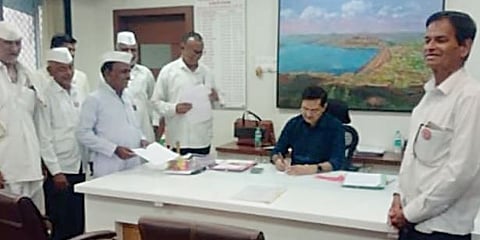 जमिनींचे पैसे द्या, अन्यथा कालवा बुजवू ! शेतकर्यांचा इशारा