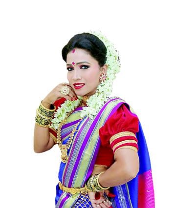 कस्तुरी : ठसकेबाज लावण्या, कलाकारांशी गप्पा अन् गाणी