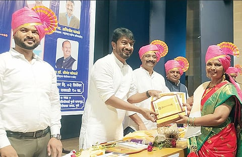 वळचणीला जाताना लाज कशी वाटत नाही? : अभिनेते किरण माने यांचा सवाल