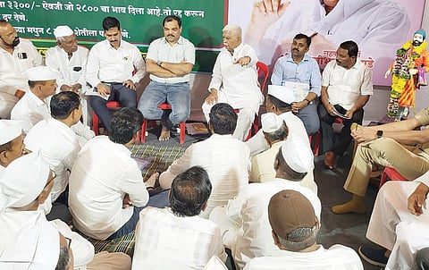 Pune News : धरणग्रस्तांचे धरणेआंदोलन मागे