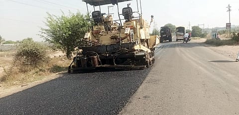 निरा-बारामती रस्त्याच्या दुरुस्तीची कामे सुरू