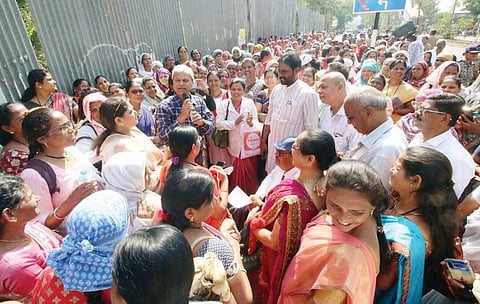 Pimpri News : विविध मागण्यांसाठी अंगणवाडी सेविकांचे आंदोलन