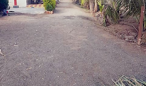 Pune : वाघळवाडीत एकाच रस्त्यासाठी वेगवेगळा निधी