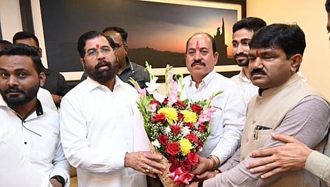 देवळाली कॅम्प : मुंबईत मुख्यमंत्री एकनाथ शिंदे यांच्या भेटीप्रसंगी बाळासाहेब वाघ, खासदार हेमंत गोडसे.