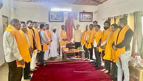 मराठा आरक्षणाच्या मुंबईतील लढ्यात जय बाबाजी परिवाराचा सहभाग