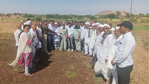 Nashik News : शहीद ढाकणे कुटुंबाला 23 वर्षानंतर मिळाला जमिनीचा ताबा