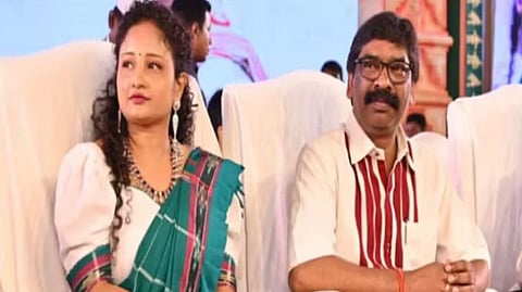 झारखंडचे मुख्यमंत्री हेमंत सोरेन आणि पत्नी कल्पना (संग्रहित छायाचित्र )