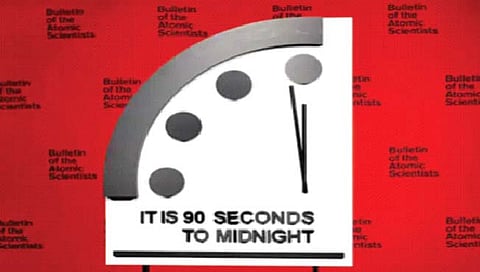 Doomsday : ‘डुम्स डे’ घड्याळ प्रलयापासून फक्त 90 सेकंद दूर!