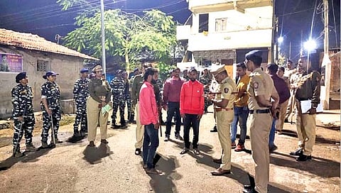 कोल्हापुरात कोम्बिंग ऑपरेशन; 10 गुंडांच्या घरांसह अड्ड्यांवर छापे