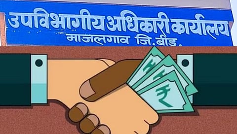 बीड : माजलगाव उपविभागीय अधिकारी कार्यालयातील कारकुनास ३० हजाराची लाच घेतांना अटक