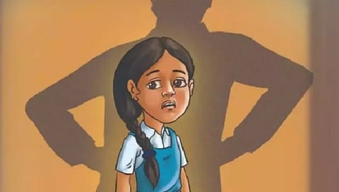 Nashik News | ‘त्या’ शिक्षकावर ‘सुमोटो’चा वापर होण्याची शक्यता, बालहक्क आयोगाकडून चाचपणी सुरू