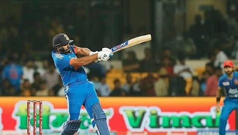 IND vs AFG Super Over :सुपर ओव्हरला नवा चेंडू दिला जातो? काय आहे ‘आयसीसी’चा नवा नियम