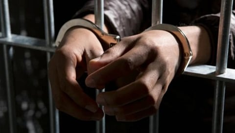 Cricket Player : मैदान गाजवणारे क्रिकेटपटू गेले तुरुंगात