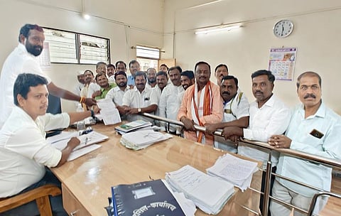 रोहित पवारांवरील कारवाई सूडबुद्धीने : माजी नगराध्यक्ष नामदेव राऊत