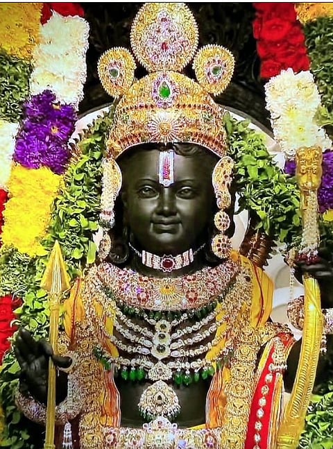 रामलल्लाच्या ‘दर्शना’ने कृतार्थ जन… कृतार्थ मन…