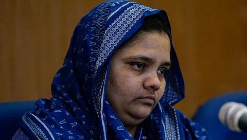 Bilkis Bano case | ३ दोषींची सुप्रीम कोर्टात धाव, आत्मसमर्पणासाठी मुदत वाढवण्याची मागणी