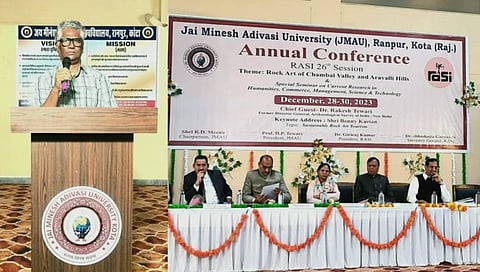 Satish Lalit : मातृदेवता संकल्पनेचा माग कातळशिल्प प्रतिमांमध्ये आढळतो : सतीश लळीत