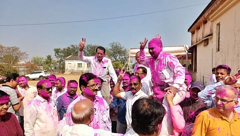 Shetkari Sangh election: शेतकरी संघाच्या निवडणुकीत शाहू आघाडीचा एकतर्फी विजय