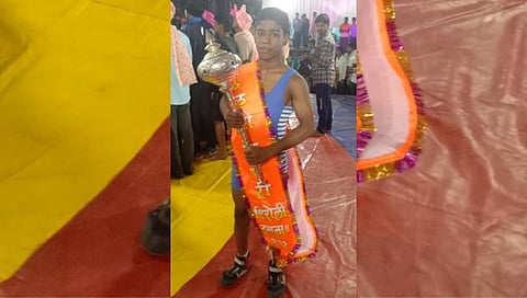 कोल्हापूर : चेन्नई येथील कुस्ती स्पर्धेत म्हाकवेच्या सोहमला सुवर्णपदक