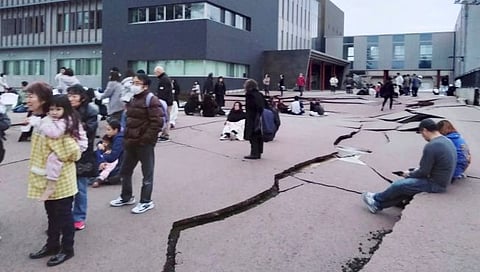 Japan Earthquake : भूकंपाच्या १५५ धक्क्यांनी जपानमध्ये मोठी जीवितहानी; १२ ठार