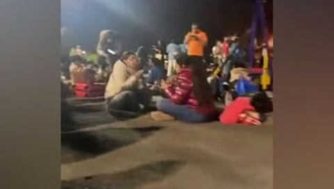 प्रवासी धावपट्टीवर जेवलेच कसे? मुंबई विमानतळासह इंडिगोला नोटीस