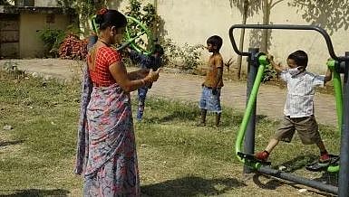 आमची शाळा सुरू करा, चिमुकल्यांची आर्त हाक; अंगणवाड्या दीड महिन्यापासून बंद