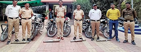 बुलेटस्वारांना पोलिसांचा दणका ; सहा जणांवर कारवाई