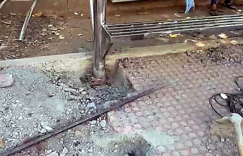 सूस रोडवरील बसथांबा चोरण्याचा प्रयत्न? : विघ्नहर्ता चौकातील प्रकार