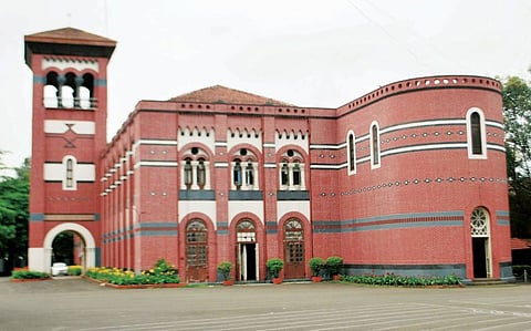 महसूलच्या चौकशीत सापडली केवळ प्रकरणे