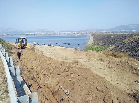 Pimpari : जाधववाडी धरणातून पाणीपुरवठा करण्यास शेतकर्यांचा विरोध