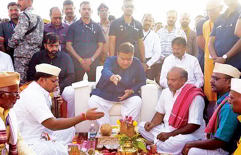 शिर्डी-शेगावच्या धर्तीवर आळंदीचा विकास व्हावा : नितीन गडकरी