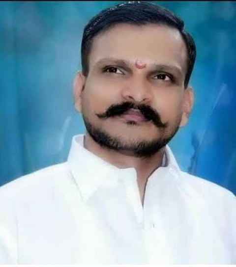 ब्रेकिंग ! पुण्यात भरदिवसा गँगस्टरवर गोळीबार..