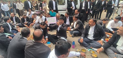 जेवणासाठी जागा मिळाली पण, ‘बार’ला सोयीस्कर वाटेना!