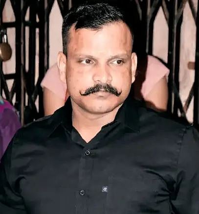 शरण येण्याबाबत केला पोलिसांना कॉल; वकिलांची न्यायालयासमोर साक्ष