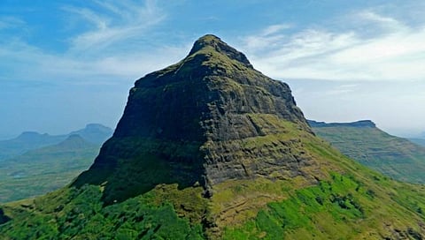 Salher Fort Nashik : नाशिकच्या साल्हेर किल्ल्याचे युनेस्कोकडे नामांकन