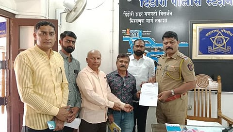 Nashik News : स्मशानभूमीत कणकेची बाहुली, लिंबू, टाचण्या, कवड्या; अंनिसने केली भिती दूर