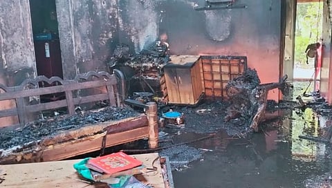 Nashik News : देवळा येथील शिंदे वाडीत शॉर्टसर्किट’मुळे घराला आग