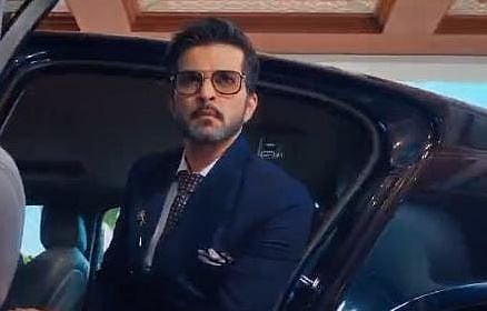 नवरी मिळे हिटलरला