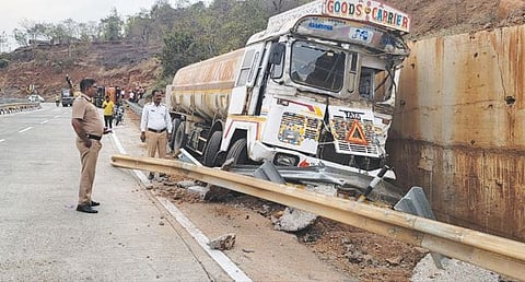 पोलादपूर