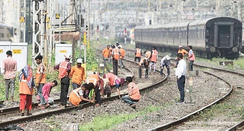 ठाणे-मुलुंडदरम्यान ट्रॅफिक ब्लॉक; शनिवारीपासून लोकल, मेल-एक्स्प्रेसच्या वाहतुकीत बदल