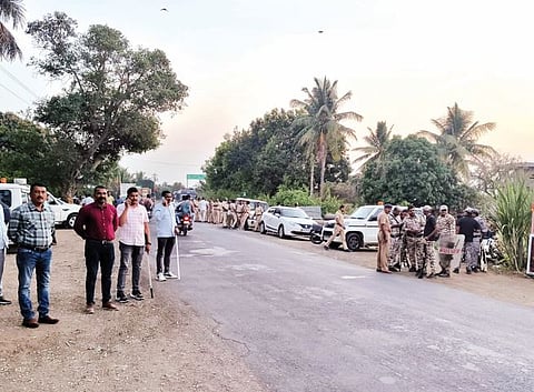 Maratha Reservation : मनोज जरांगेंच्या वाटेवर तगडा पोलिस बंदोबस्त!